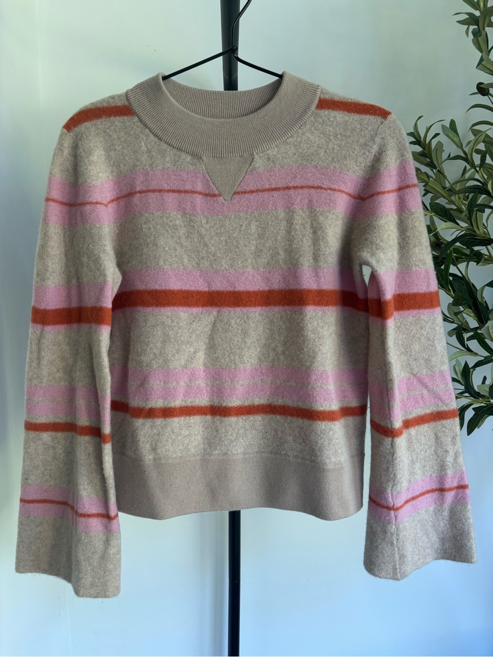 • [Anthropologie] Lambswool Sweater •